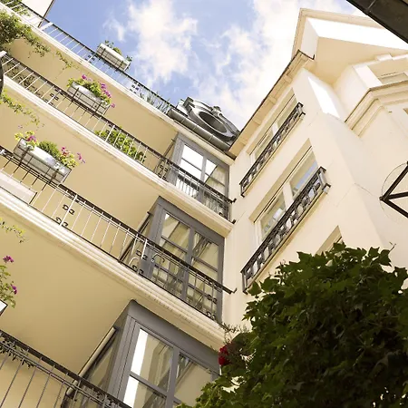 アリオソ ホテル